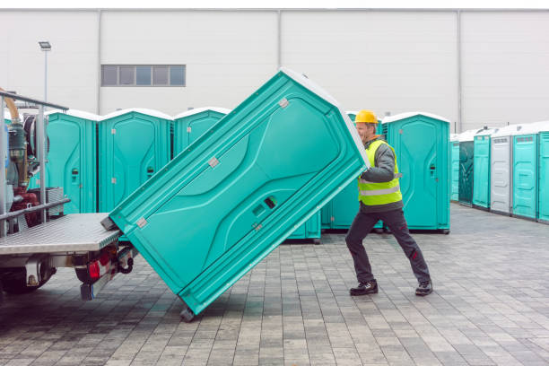 Portable Toilet Options We Offer in Alakanuk, AK